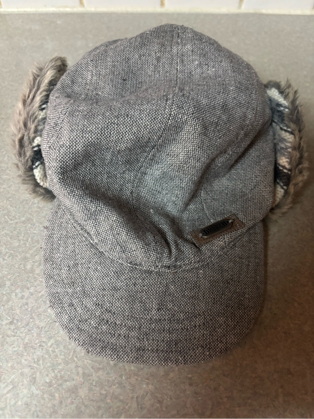 Duluth Trading Company Faux Fur Outdoor Camping Preppy Winter Trapper Hat M